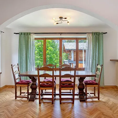 Spazioso A Courmayeur